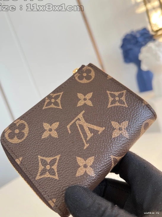 WIS Louis Noa Vuitton Compact Wallet-11*8.5*1.5CM 0306